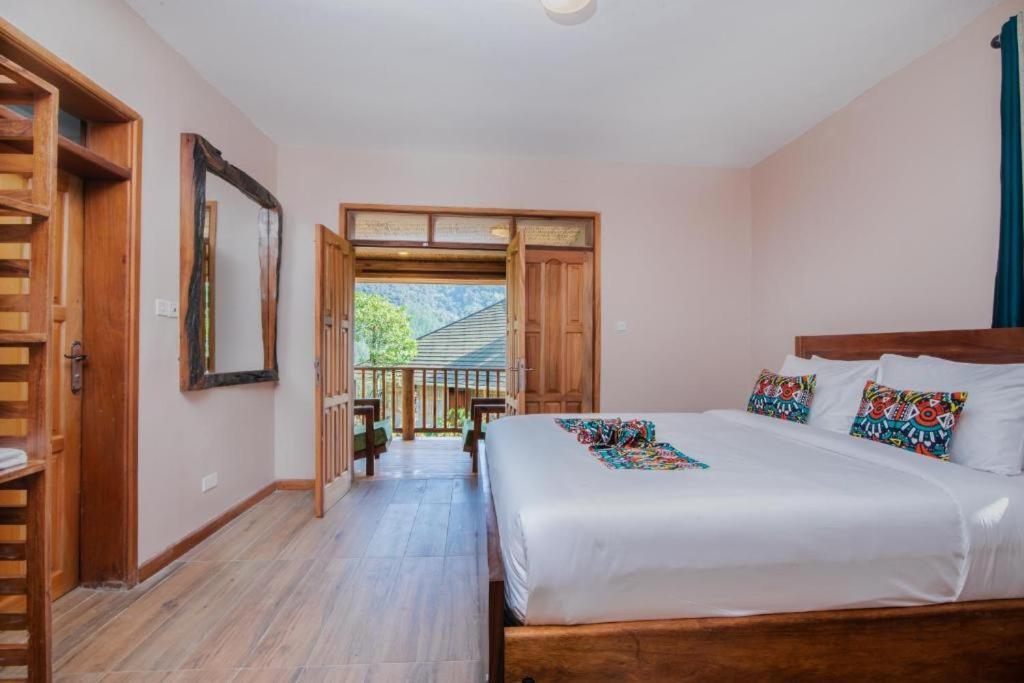 Gorilla Leisure Lodge Kisoro Екстер'єр фото